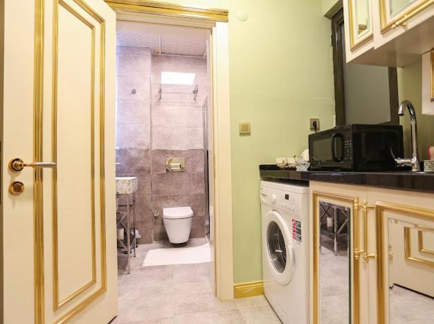 Whitemoon Hotel Suites Taksim อิสตันบูล ภายนอก รูปภาพ